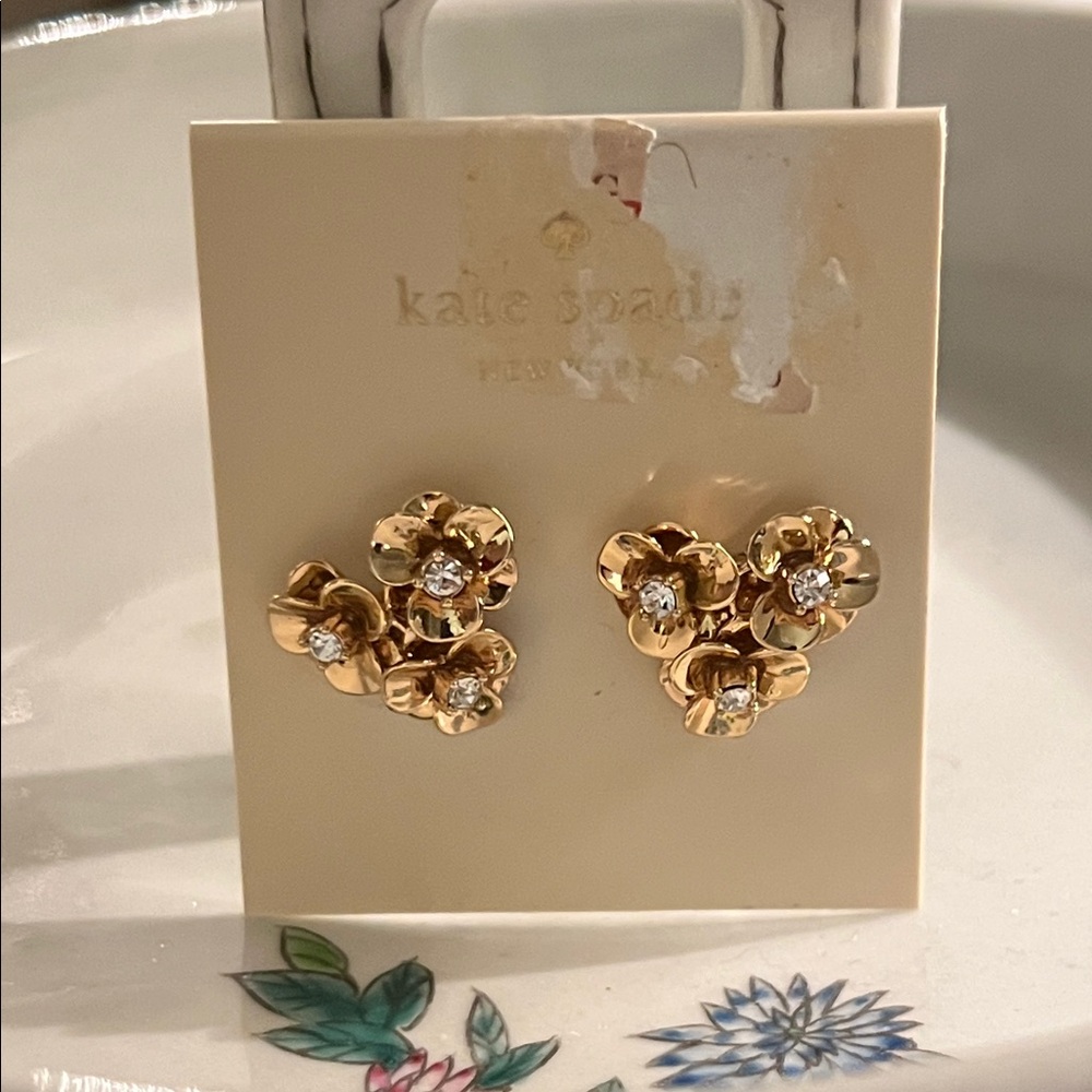 Kate Spade SHINE ON Gold Flower Cluster Earrings - Picture 5 of 5